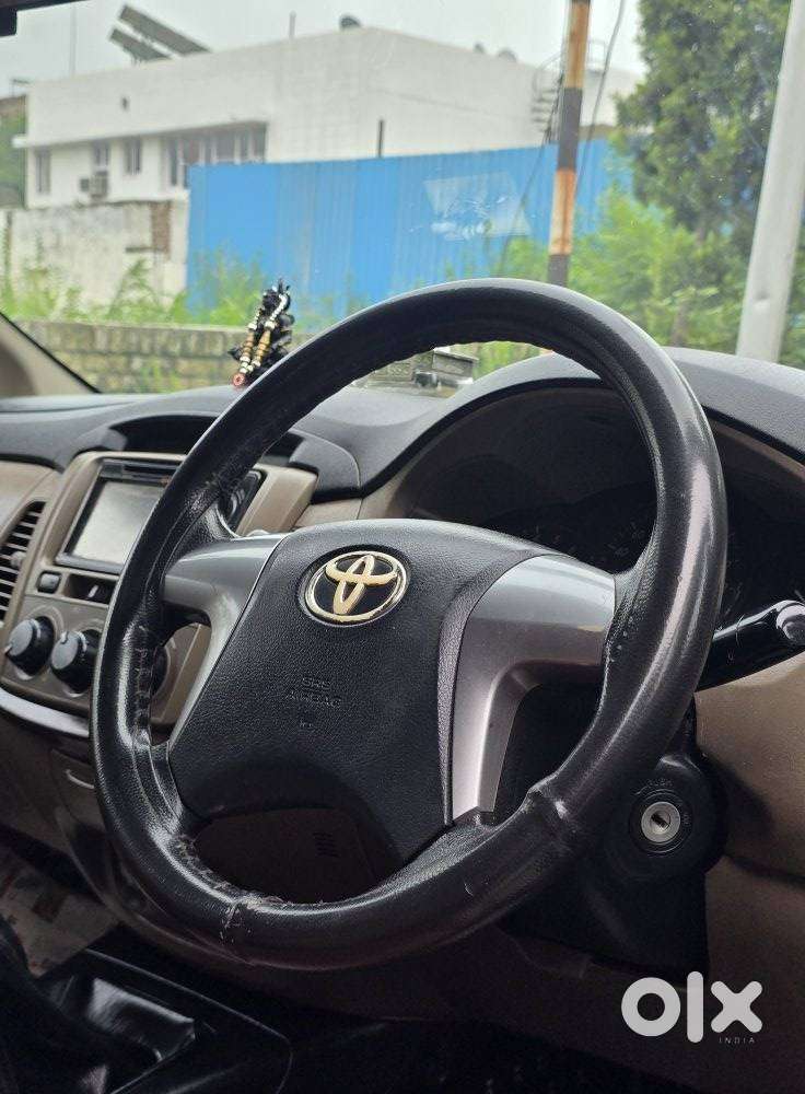 Toyota Innova 2.5 Gx 7 Seater Bs Iv, 2015, Diesel