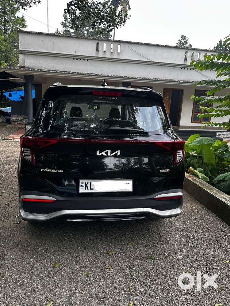 Kia Carens 2022 Petrol Well Maintained