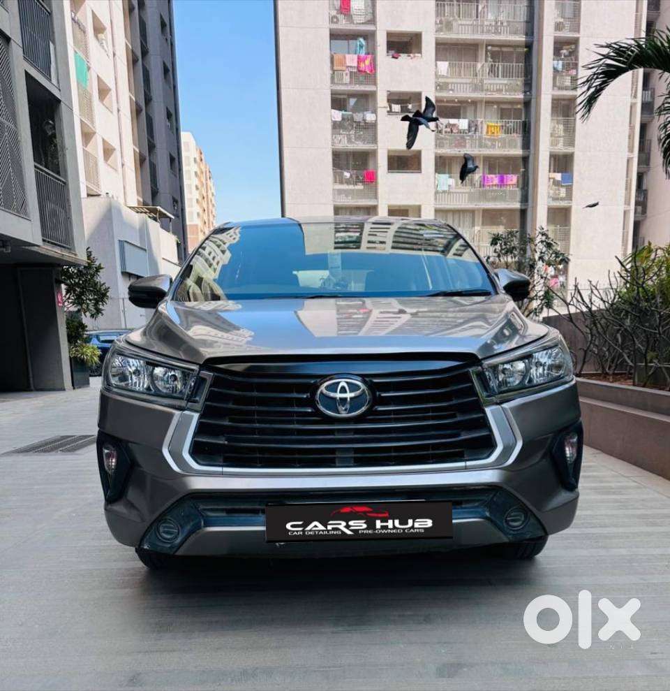 Toyota Innova Crysta 2.4 G Mt 7 Str, 2022, Diesel