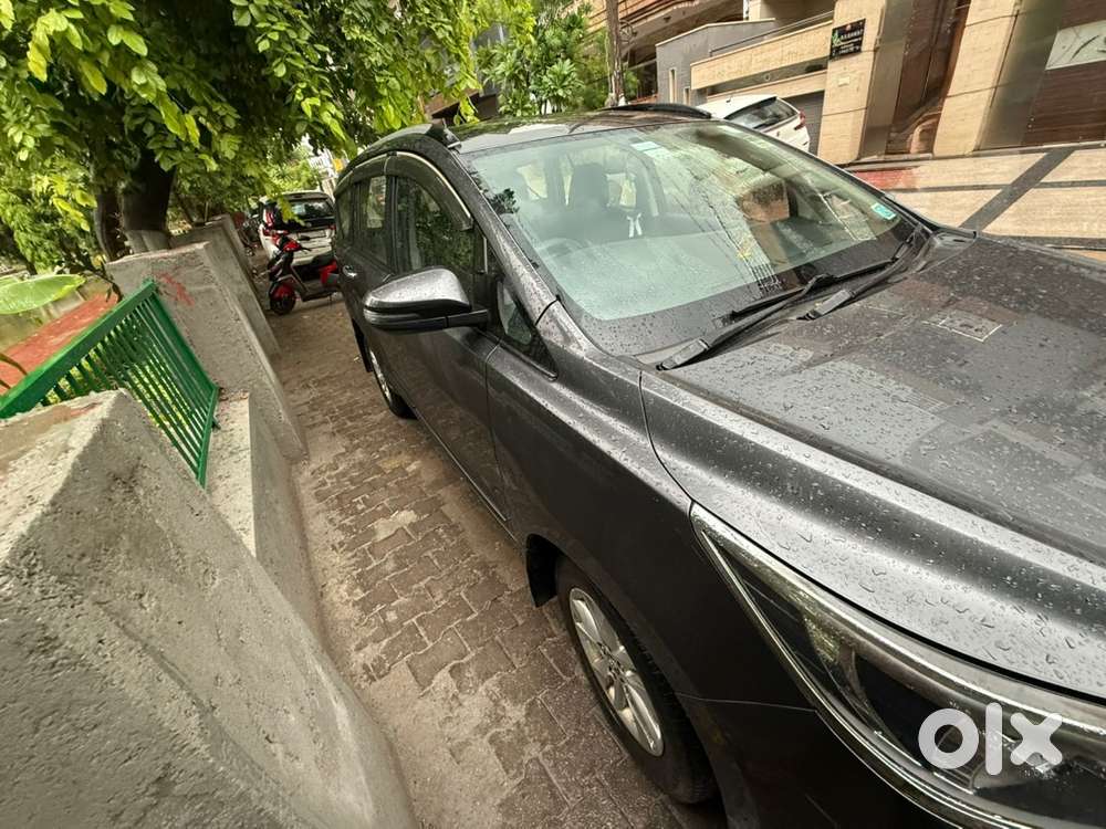 Toyota Innova Crysta 2018
