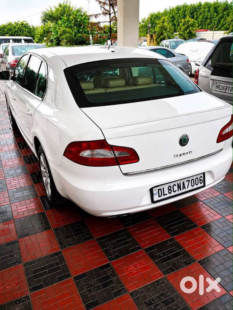 Skoda Superb Elegance 1.8 Tsi At, 2011, Petrol