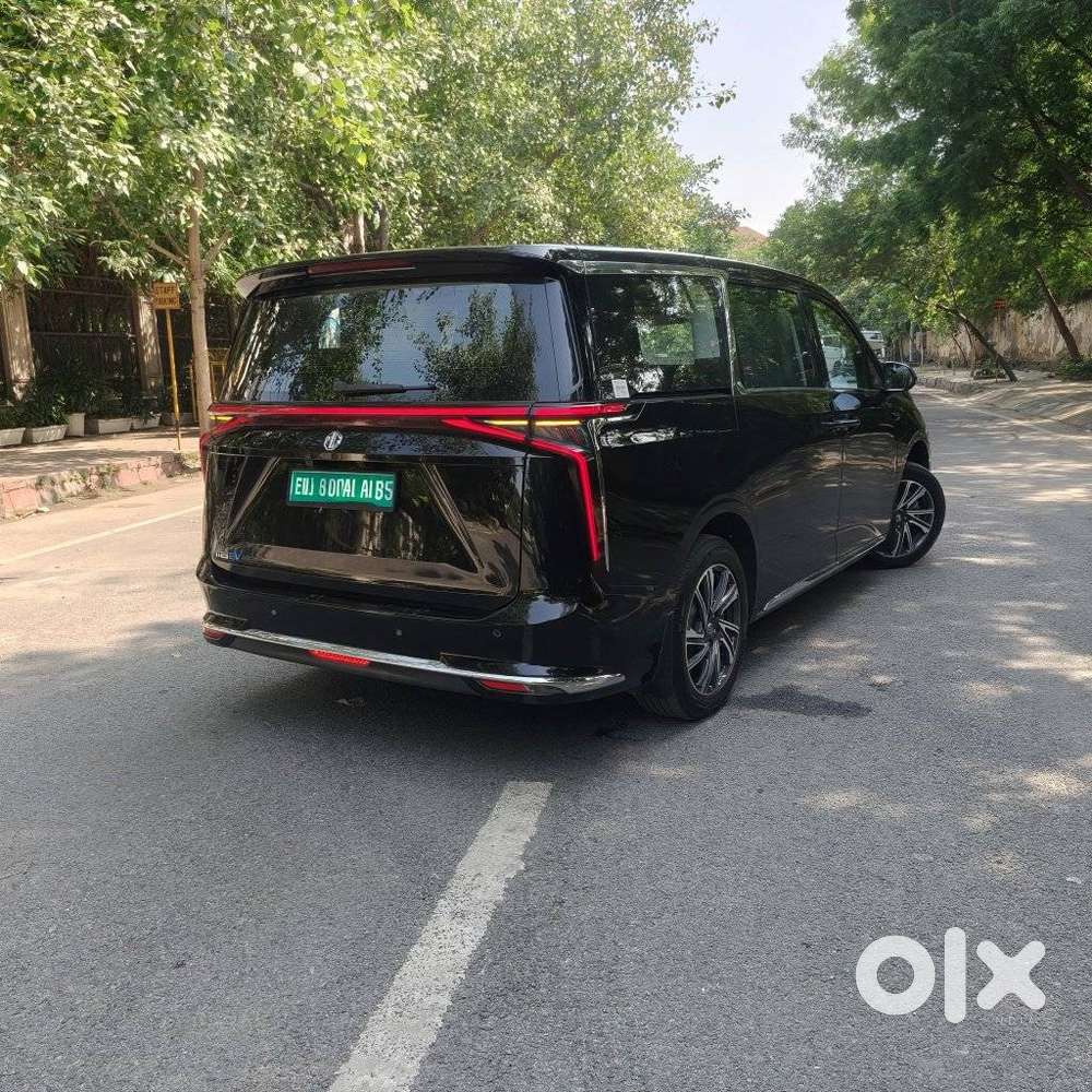 Mg M9 Presidential Limo, 2025, Electric