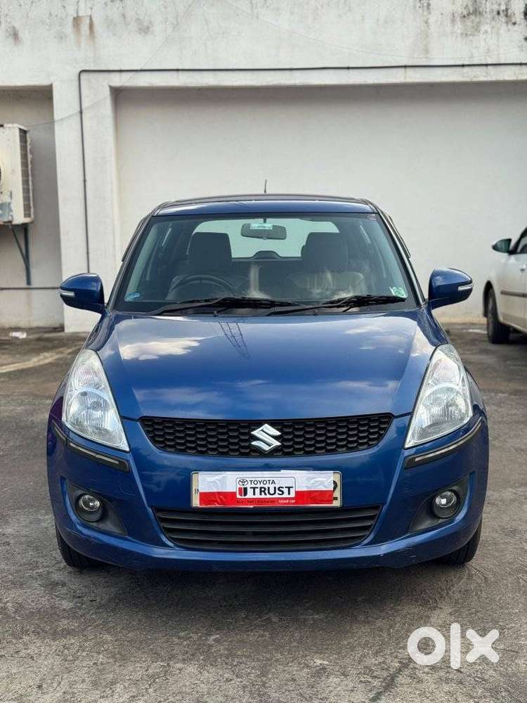 Maruti Suzuki Swift Vxi + Manual, 2013, Petrol