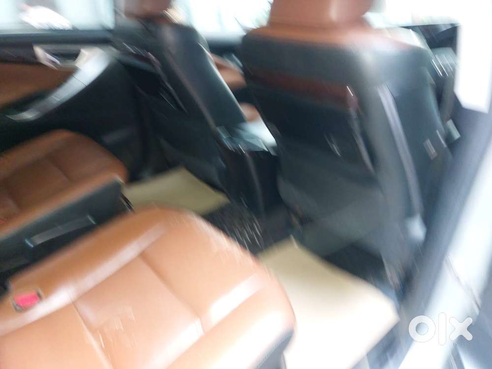 Toyota Innova Crysta [ ] 2.4 Zx At 7 Str, 2016, Diesel