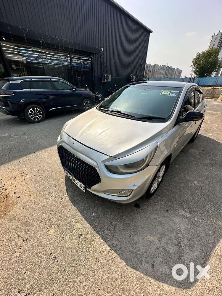 Hyundai Verna 2012 Model