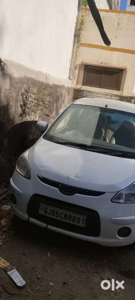 I10 Magna.