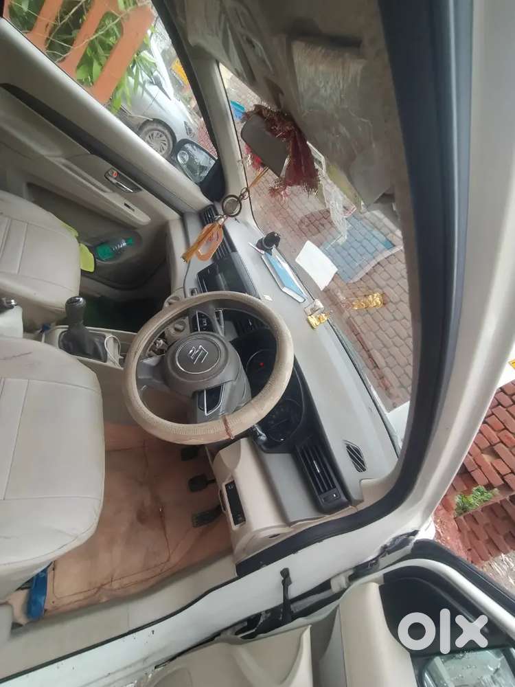 Maruti Suzuki Ertiga Lxi 2022