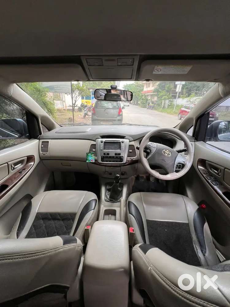 Toyota Innova 2013 Diesel Well Maintained