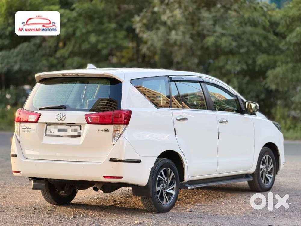 Toyota Innova Crysta [2020-ongoing] 2.4 Vx 7 Str, 2023, Diesel