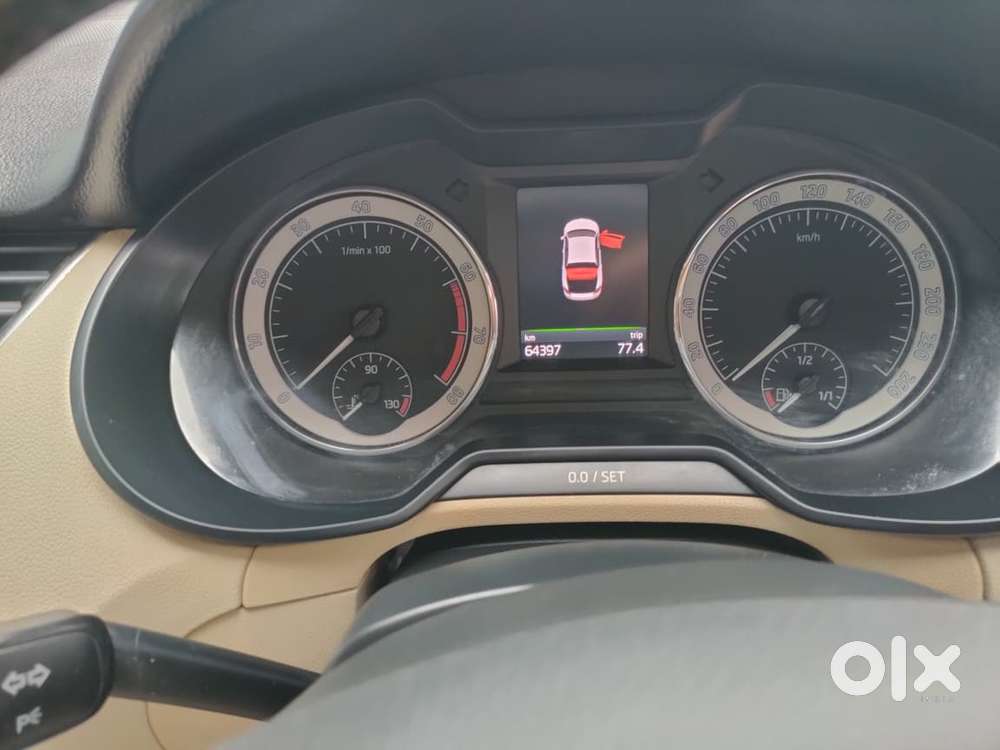 Skoda Octavia 2.0 Style Tsi At, 2017, Petrol
