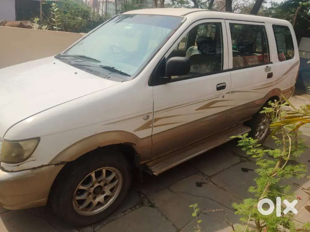 Chevrolet Tavera Neo 2011