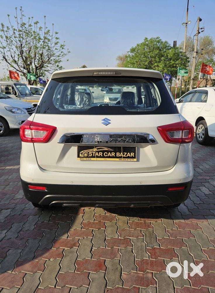 Maruti Suzuki Brezza 1.5 Lxi Smart Hybrid, 2020, Petrol