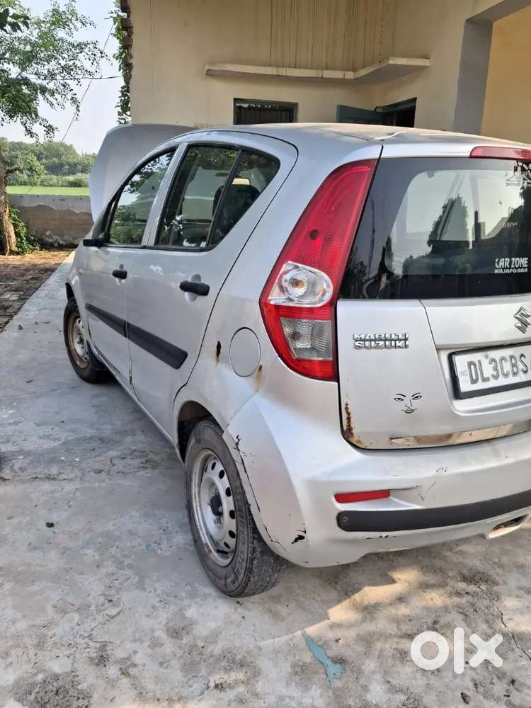 One Handed Car New Tyre New Battery