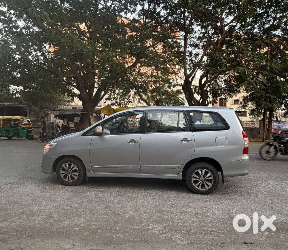 Toyota Innova 2.5 V 7 Str, 2015, Diesel