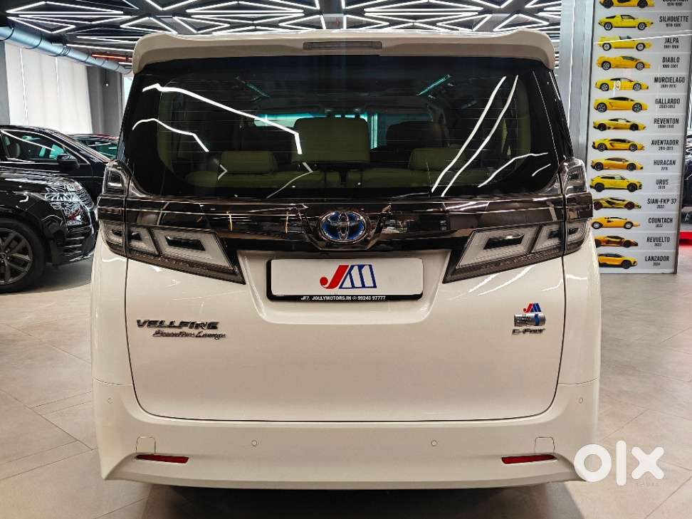 Toyota Vellfire Vip – Executive Lounge, 2023, Petrol