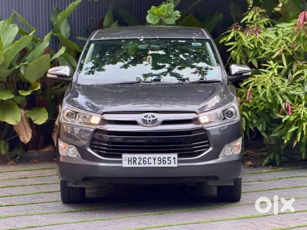 Toyota Innova Crysta 2.8 Z, 2016, Diesel