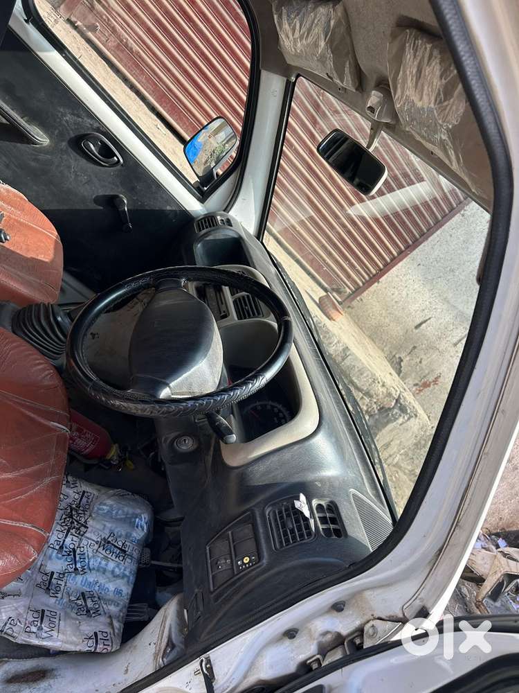 Maruti Eeco 2021 Cng 98km Driven