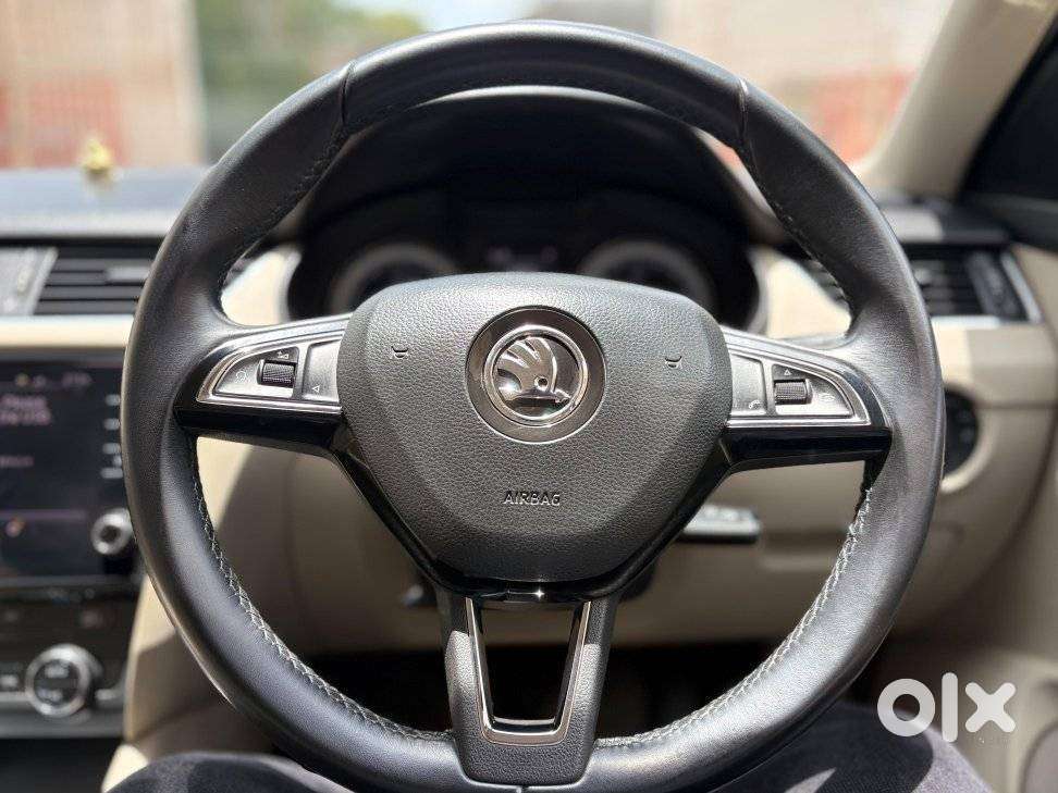 Skoda Octavia 1.8 Tsi At Style Plus, 2018, Petrol