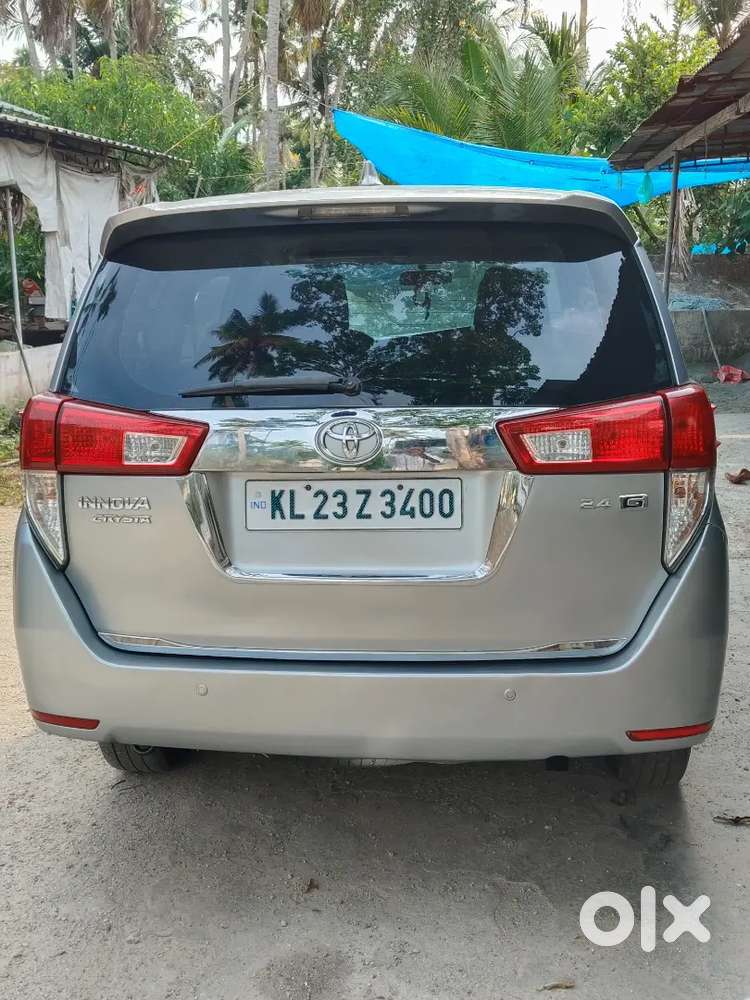 Toyota Innova Crysta 2017