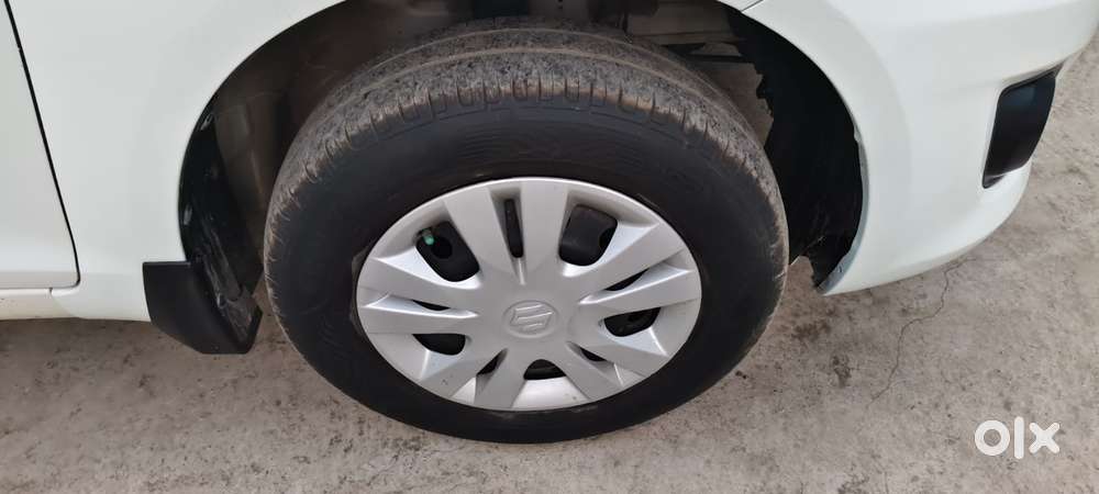 Maruti Suzuki Swift Dzire 1.3 Vxi, 2014, Petrol