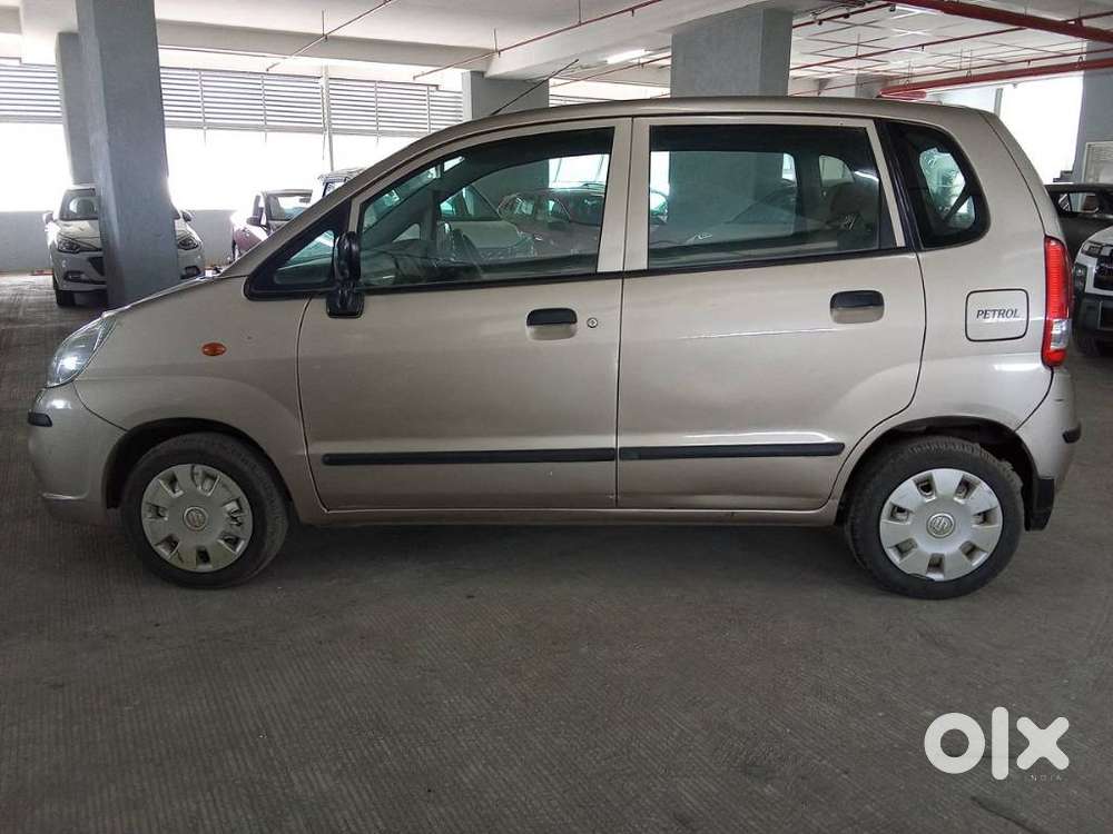 Maruti Suzuki Zen Estilo Lxi Bs Iv, 2011, Petrol