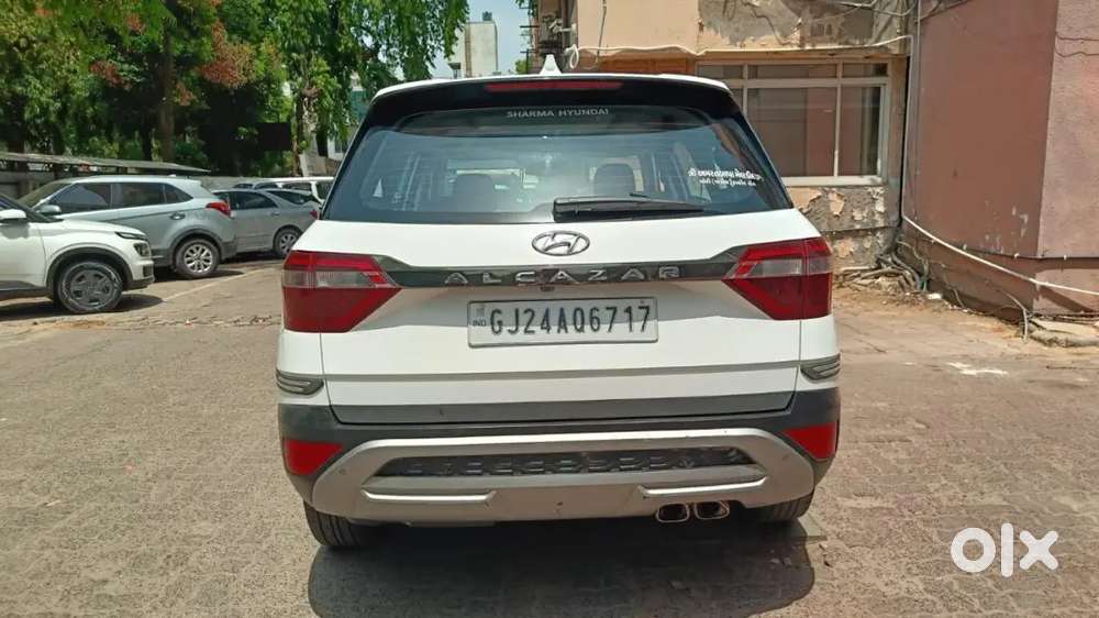 Hyundai Alcazar 2023 Diesel Well Maintained
