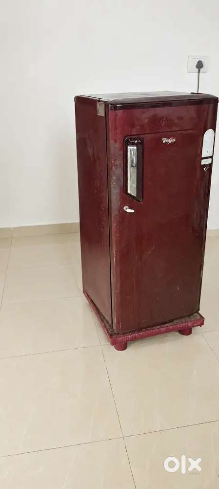 Whirlpool 200L 5 star Single Door Fridge - Good Working Condition