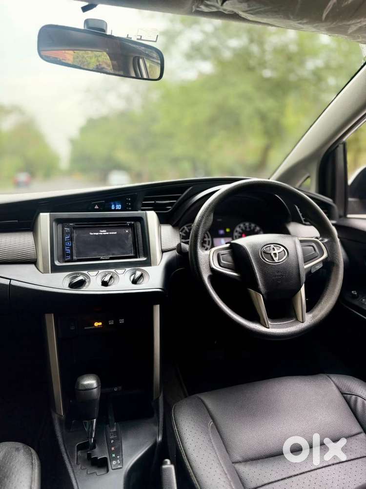 Toyota Innova Crysta G 8 Str, 2017, Petrol