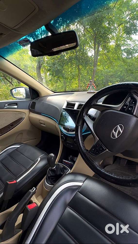 Hyundai Fluidic Verna 2012