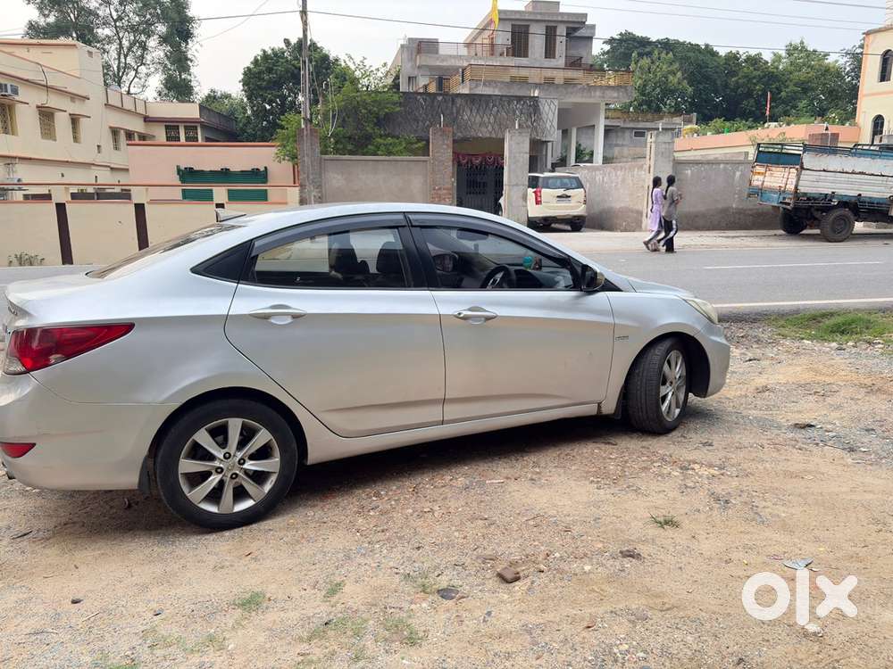 Hyundai Fluidic Verna 2012 Year
