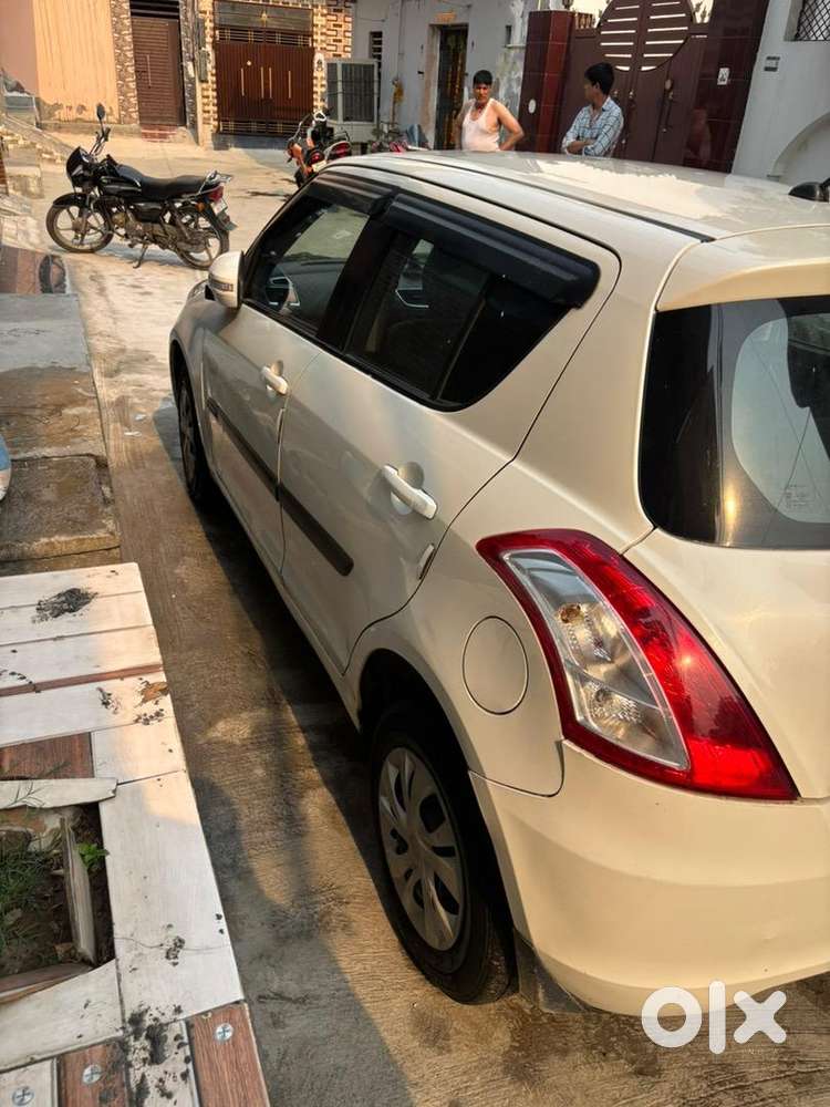 Maruti Suzuki Swift 2016 Petrol 114000 Km Driven