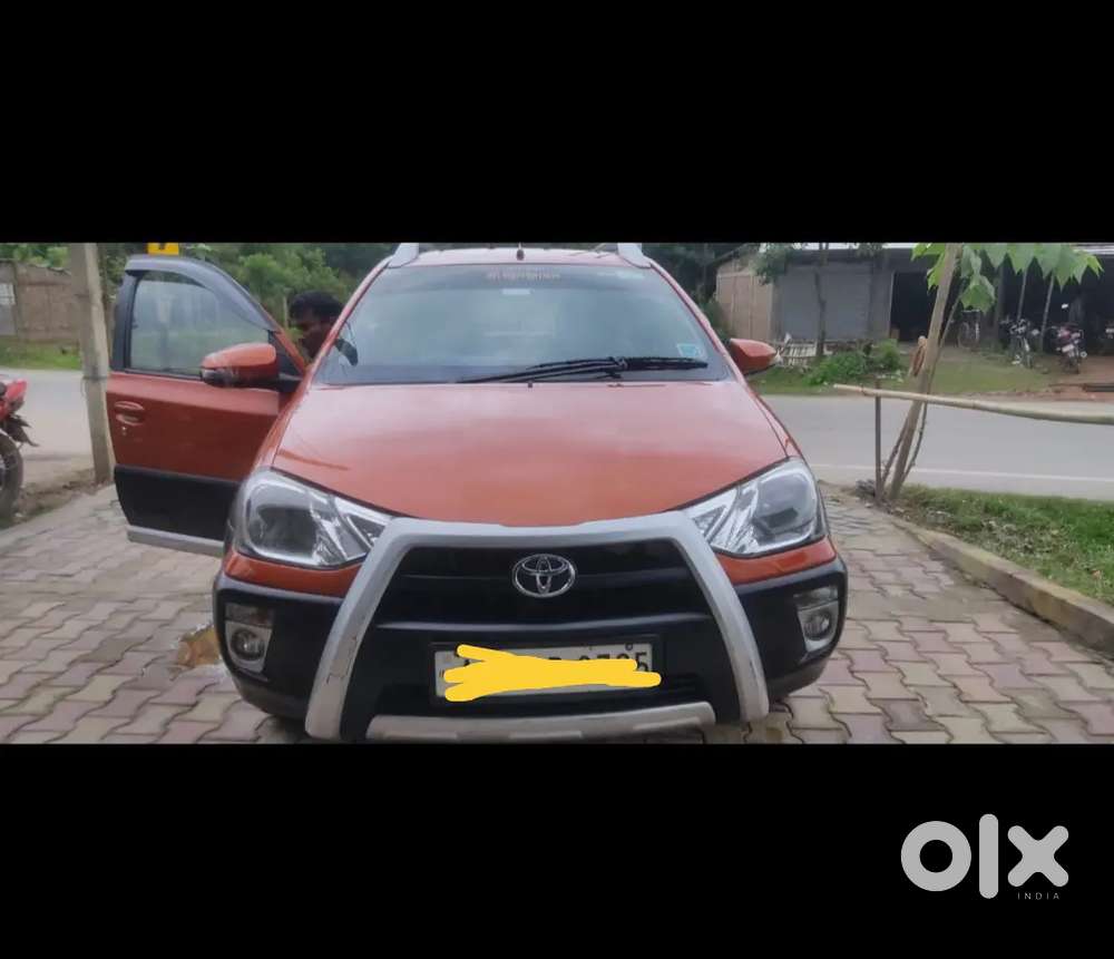 Toyota Etios Cross 1.2 Petrol 2016