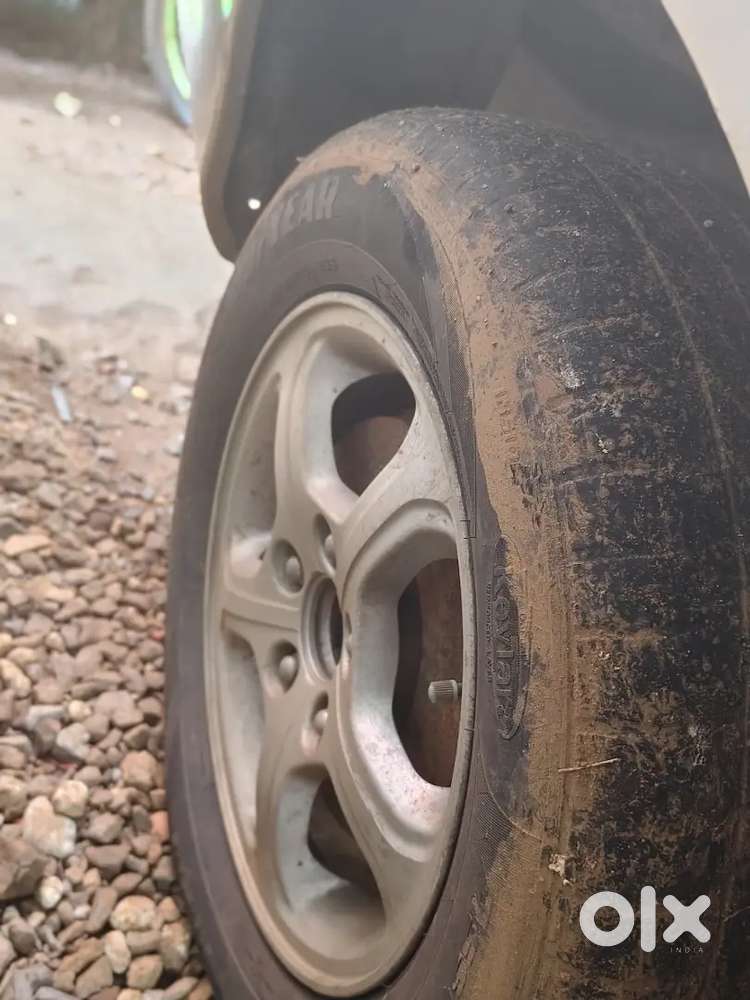 Civic Alloy Wheels And Tyre