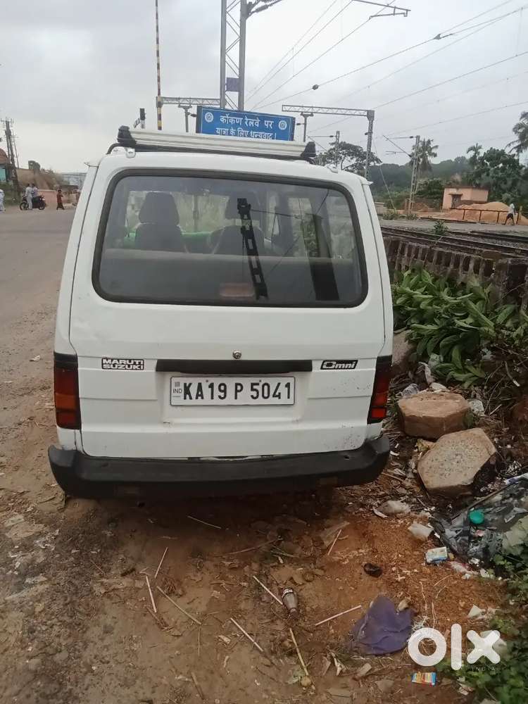 Maruti Suzuki Omni 2005