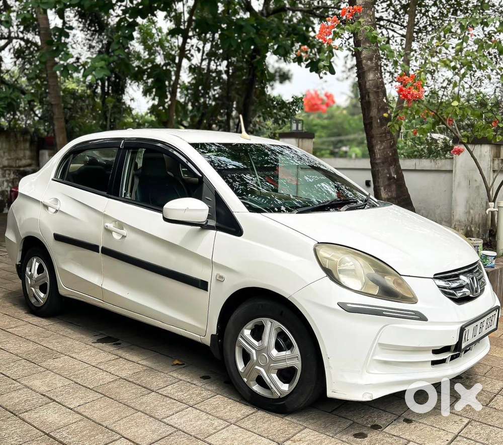 Honda Amaze S 2014  Well Maintained  ₹2.70 Lakh