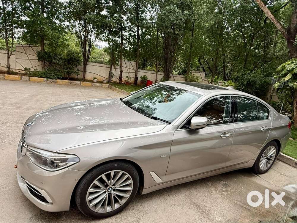 2018 Bmw 520d Luxury Line &ndash; Premium Luxuy Sedan