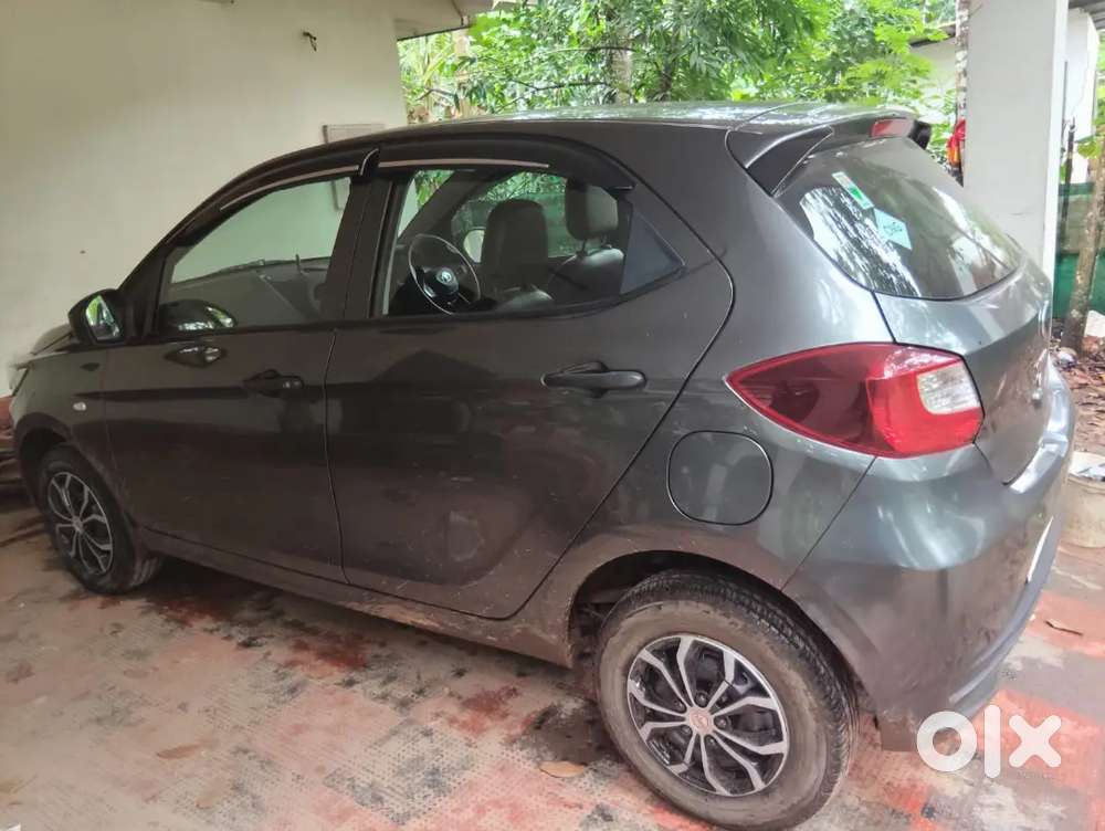 Tata Tiago Revotron Xe 2024