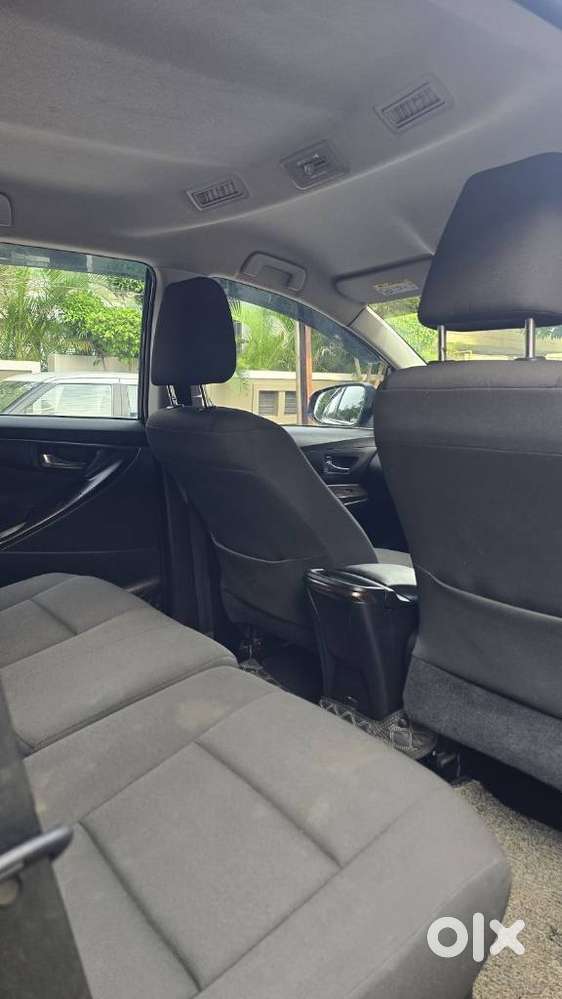 Toyota Innova Crysta [2020-ongoing] 2.4 Gx 8 Str, 2023, Diesel
