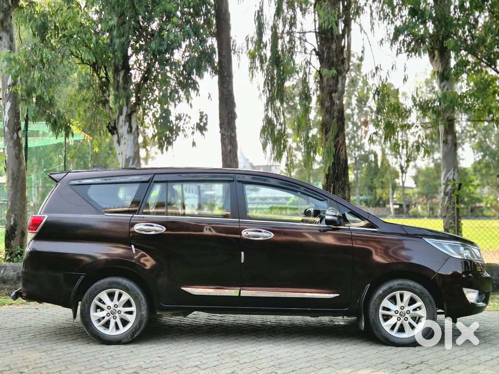 Toyota Innova Crysta 2.4 G Mt, 2018, Diesel