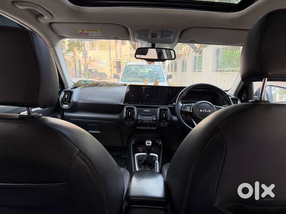 Kia Sonet Diesel Well Maintained With Under Extended Warranty