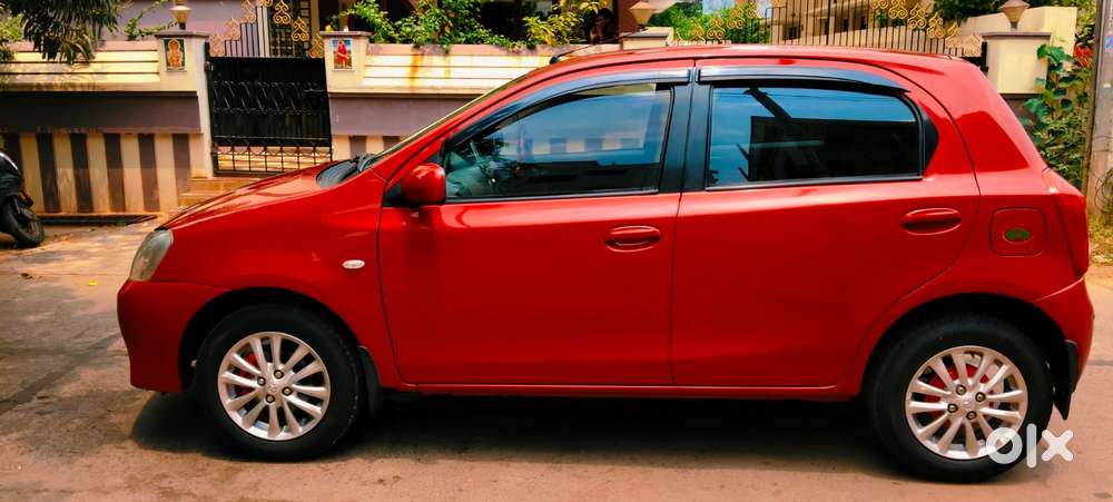 Toyota Etios, 2011, Petrol
