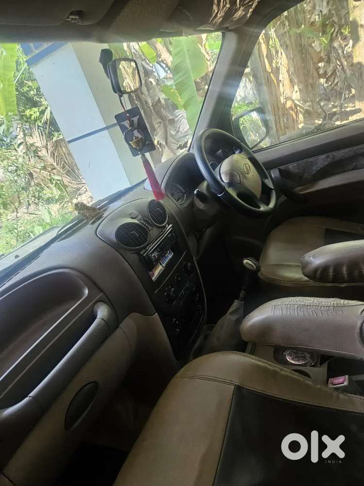 Mahindra Scorpio 8 Str 2011