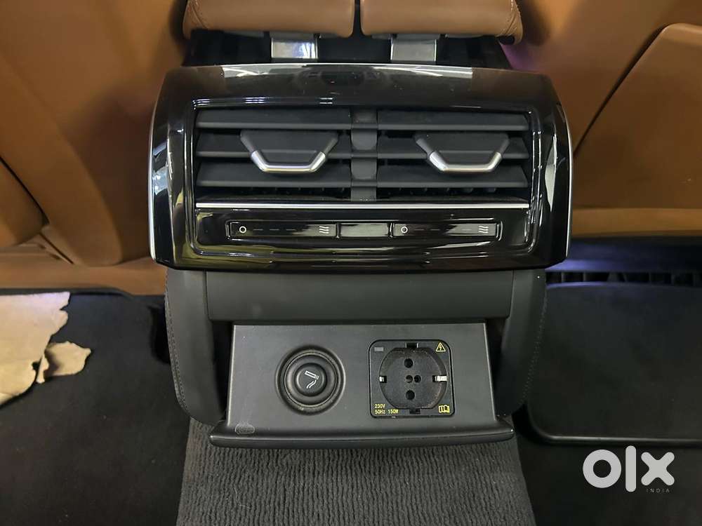 Audi A8 L Technology, 2022, Petrol