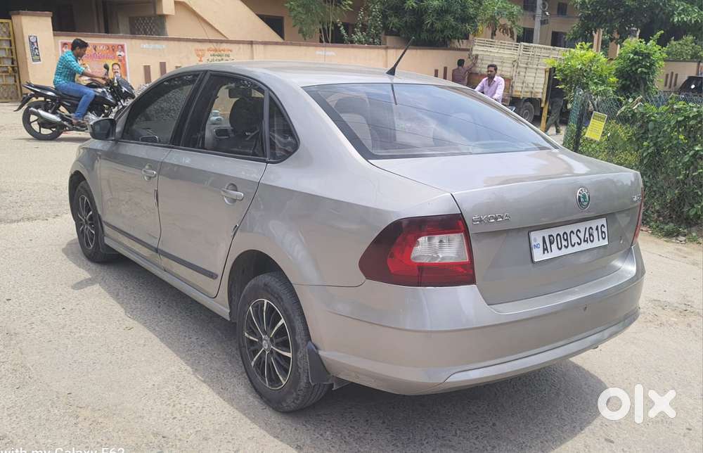 Skoda Rapid 1.6 Mpi Ambition, 2013, Diesel