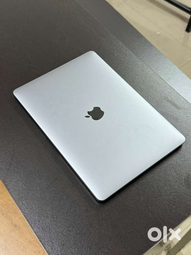 Macbook pro M1 8/512