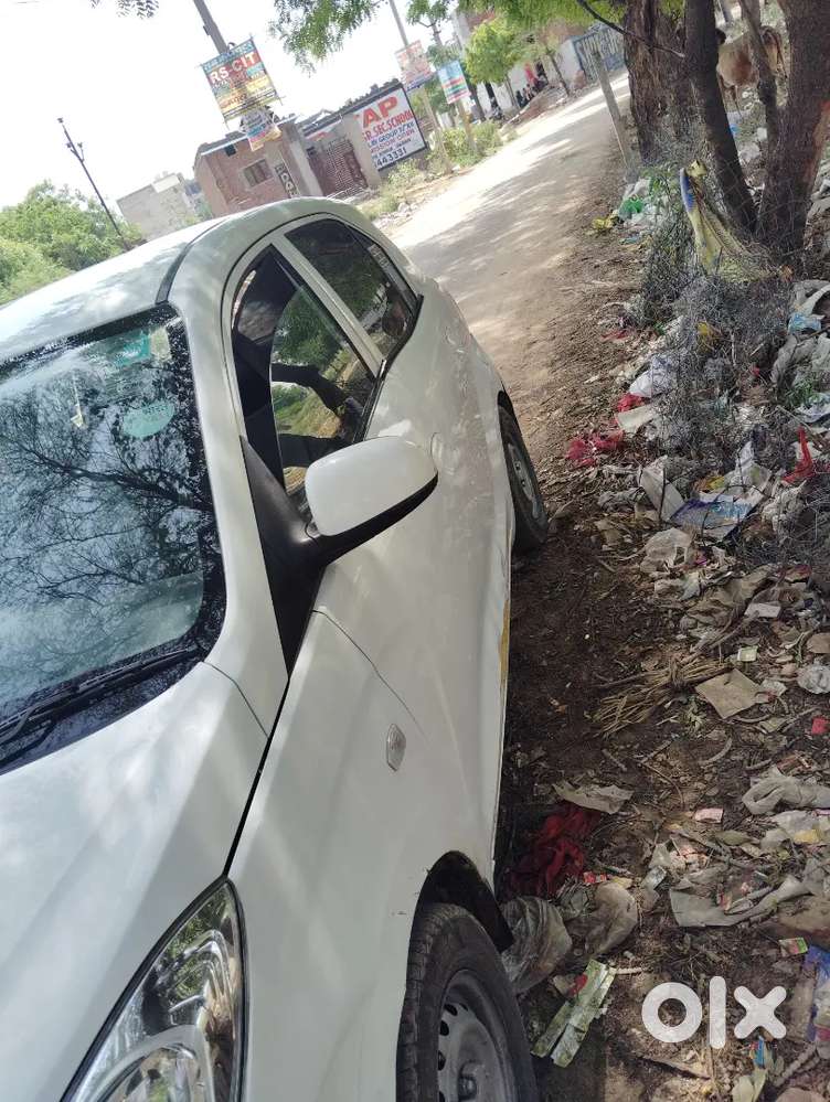 Gadi Bikau Hai Urgent