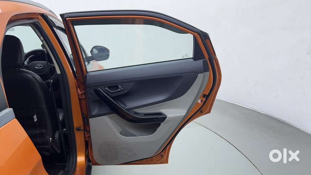 Tata Nexon 1.2 Revotron Xt Plus, 2019, Petrol