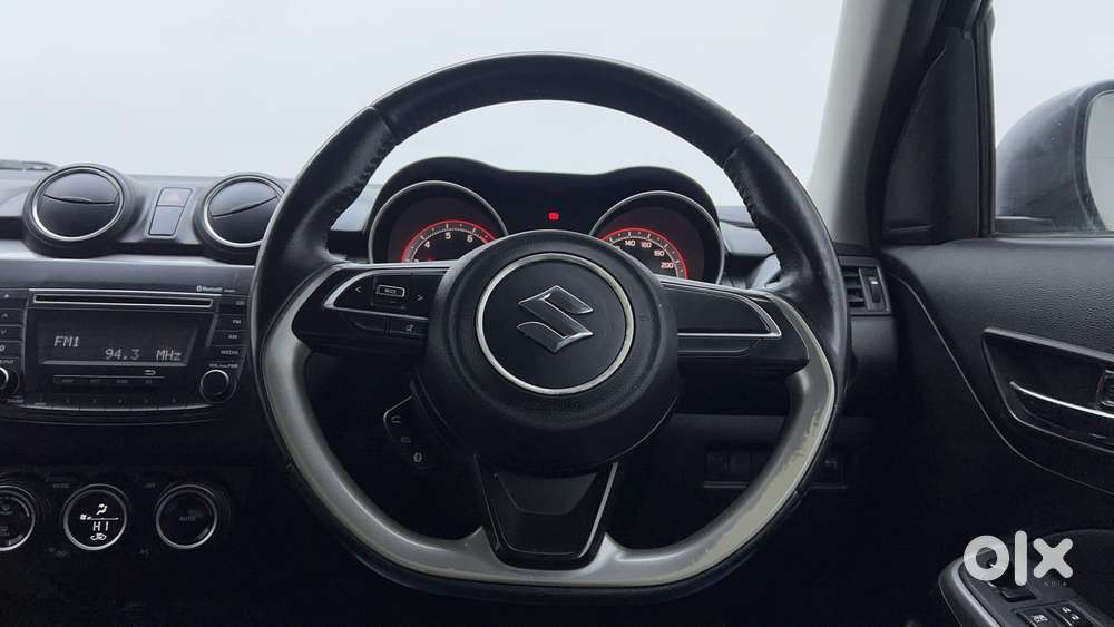 Maruti Suzuki Swift Amt Zxi, 2018, Petrol