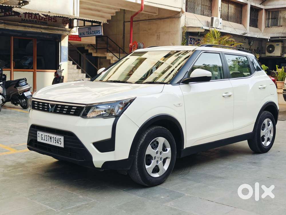 Mahindra Xuv300 W6, 2024, Petrol