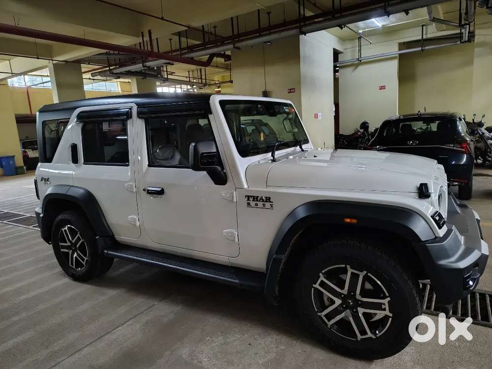 Mahindra Thar Roxx 2025 Diesel Ax5l Automatic. Only 4000 Kms Driven